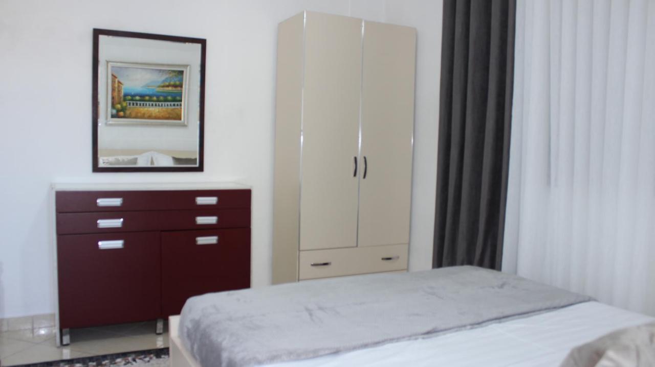 Deni'S Family Apartment In New Blvd Tirana Exteriér fotografie