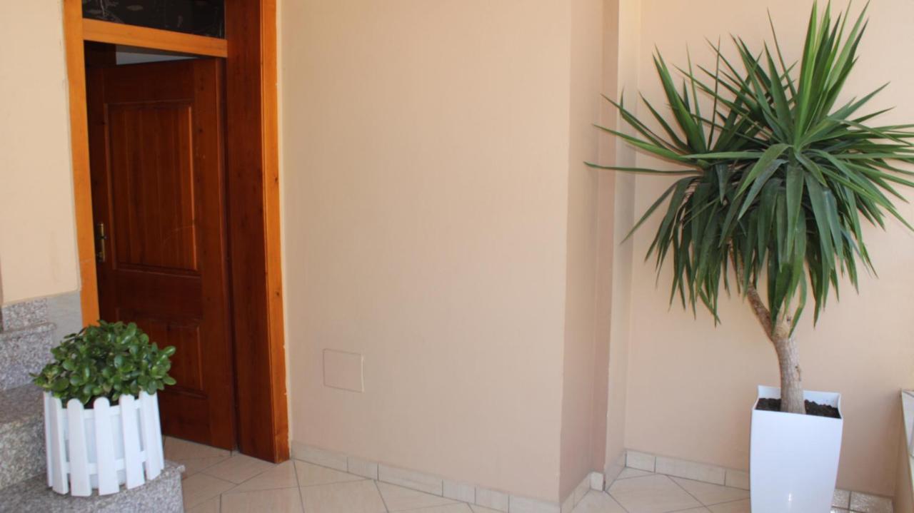 Deni'S Family Apartment In New Blvd Tirana Exteriér fotografie